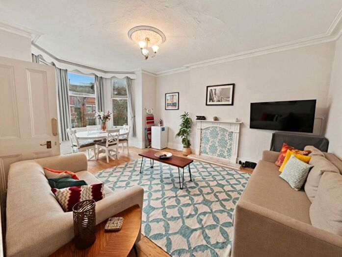 1 Bedroom Flat To Rent In Madeley Road, London, W5