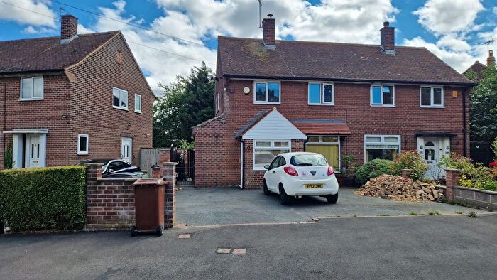 2 Bedroom Semi Detached House For Sale In Landseer Drive, Leeds, LS13
