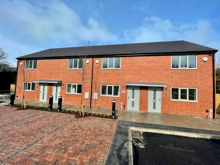 2 Bedroom Terraced House To Rent In Meanwood Road, Meanwood, Leeds, LS6