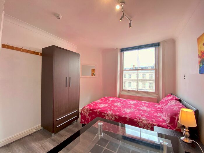 Studio To Rent In Cromwell Road, London, SW7