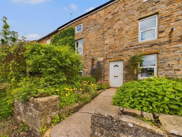 4 Bedroom Terraced House To Rent In Front Street, Westgate, DL13