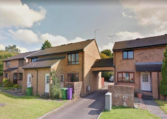 1 Bedroom Flat To Rent In Refurbished Bed U/F @ Craigieburn Gds, G20