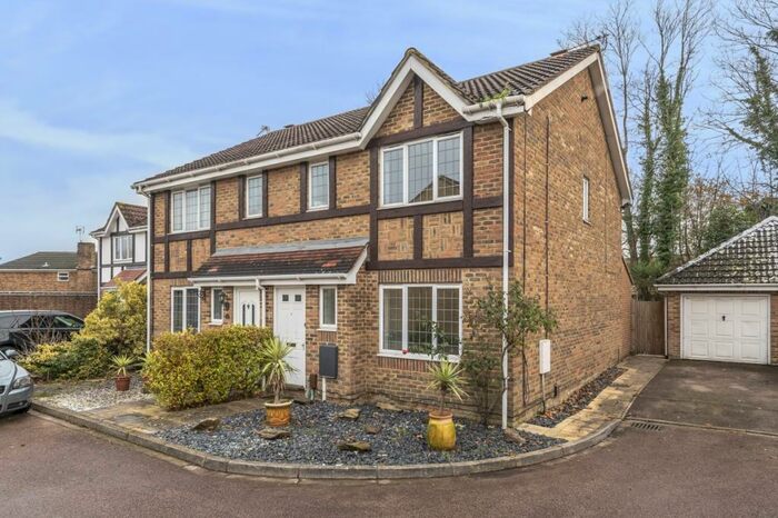 3 Bedroom Semi-Detached House To Rent In Danesfield Close, Walton-on-Thames, KT12