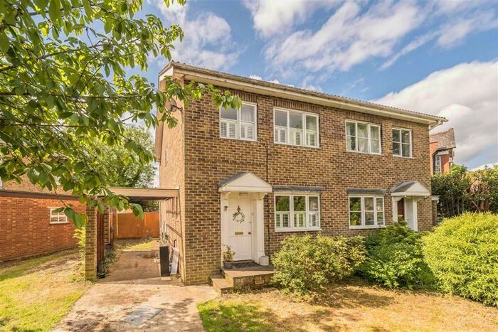 3 Bedroom Semi-Detached House To Rent In Cedars Road, Hampton Wick, Kingston Upon Thames, KT1