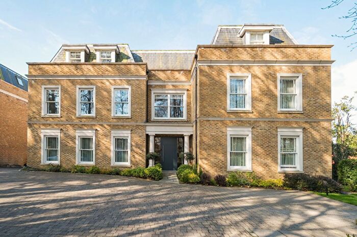 3 Bedroom Flat For Sale In Chilbolton Avenue, Winchester, SO22