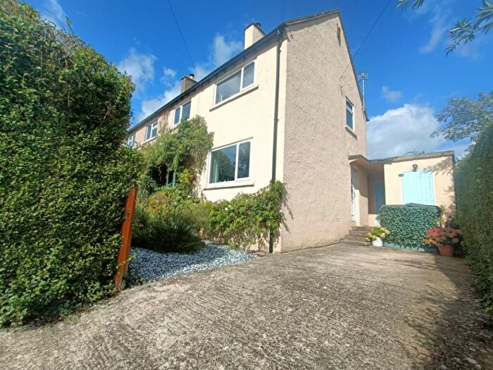 3 Bedroom Semi-Detached House For Sale In Devereaux Crescent, Stroud, GL5