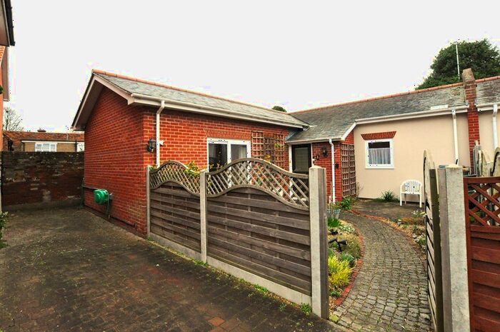 2 Bedroom Semi-Detached Bungalow To Rent In Squires Court, Earls Colne, CO6