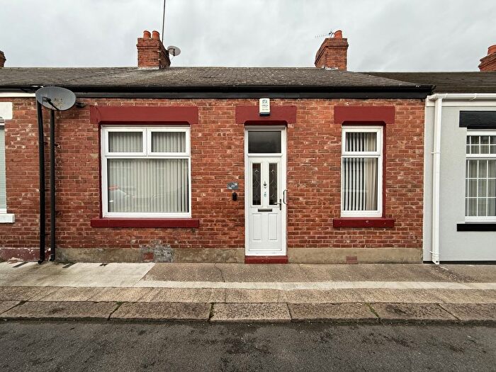 3 Bedroom Terraced House For Sale In Hazledene Terrace, Sunderland, SR4