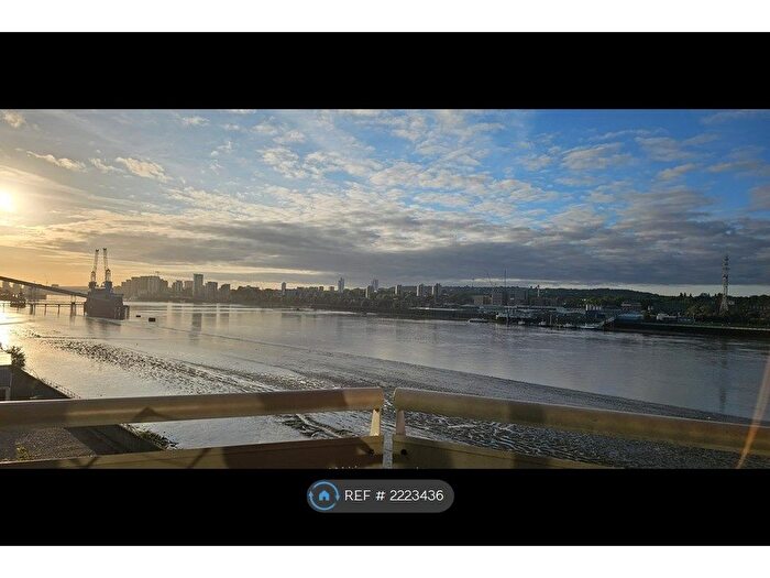 3 Bedroom Flat To Rent In Wards Wharf Approach, London, E16