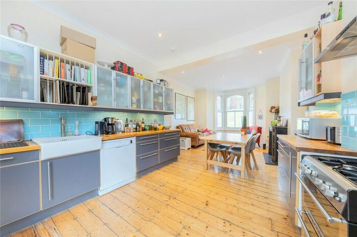4 Bedroom Terraced House To Rent In Haselrigge Road, London, SW4