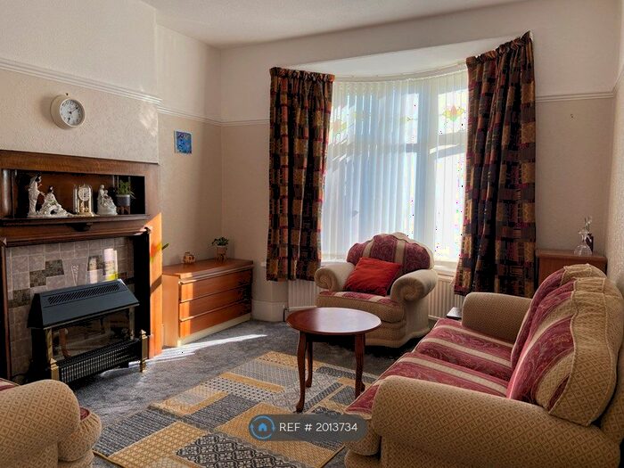 3 Bedroom Semi-Detached House To Rent In Brean Down Road, Plymouth, PL3