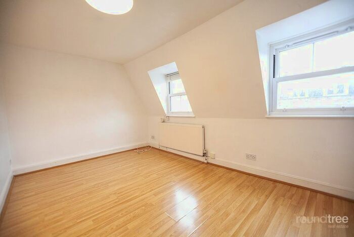 1 Bedroom Flat To Rent In Kentish Town Road, Camden Town, NW1