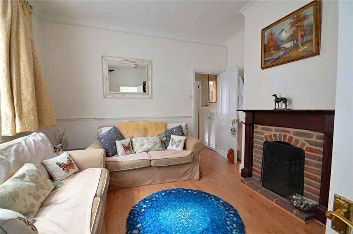 1 Bedroom Maisonette For Sale In East Grinstead, West Sussex, RH19