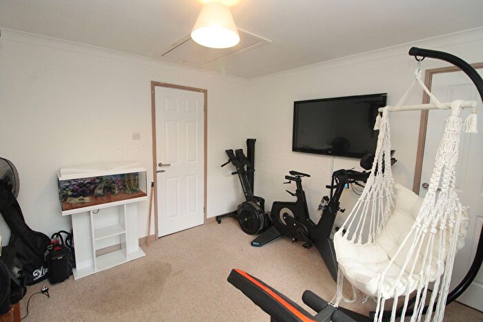 2 Bedroom Terraced House For Sale In Currier Drive, Neath Hill, Milton Keynes, MK14