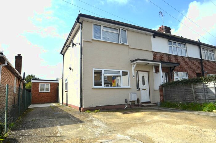 4 Bedroom Semi-Detached House To Rent In Park Avenue, Egham, TW20