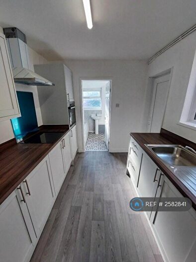 3 Bedroom Terraced House To Rent In Hargrave Street, Grimsby, DN31