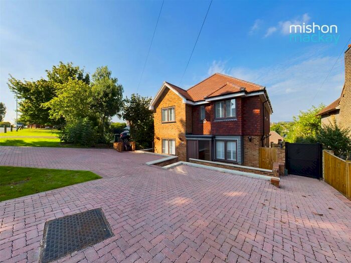 4 Bedroom House To Rent In Tongdean Lane, Brighton, BN1