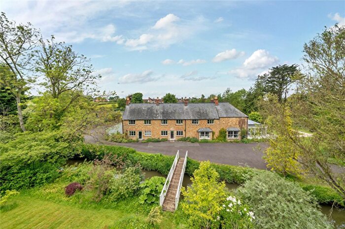 8 Bedroom Detached House For Sale In Broadway, Ilminster, Somerset, TA19
