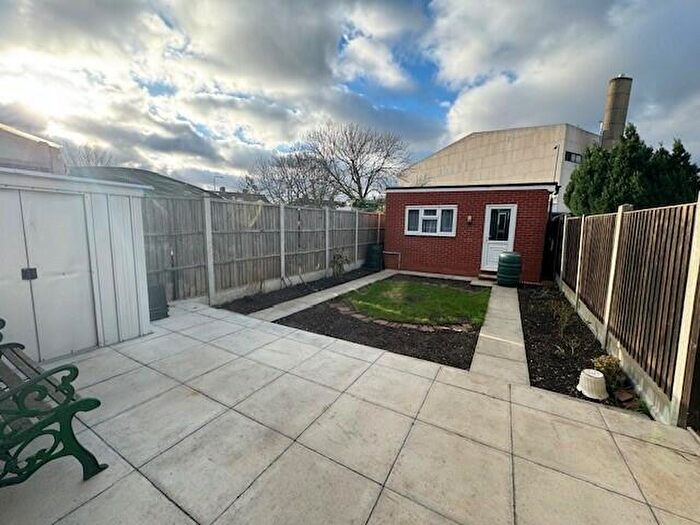 3 Bedroom Terraced House To Rent In Craven Gardens, Barkingside, Essex, IG6