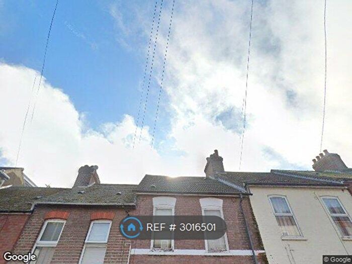 Studio To Rent In Milton Road, Luton, LU1