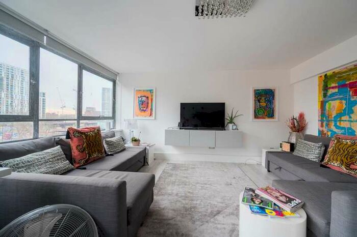 2 Bedroom Flat To Rent In Princess Street, Elephant And Castle, SE1