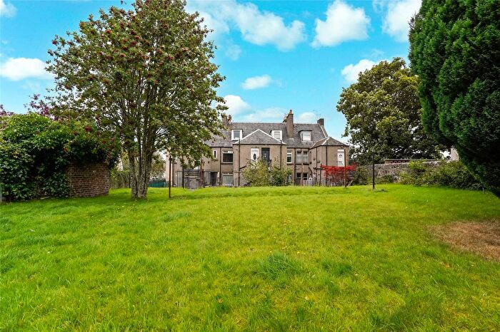 1 Bedroom Flat For Sale In Newmarket, Bannockburn, Stirling, Stirlingshire, FK7