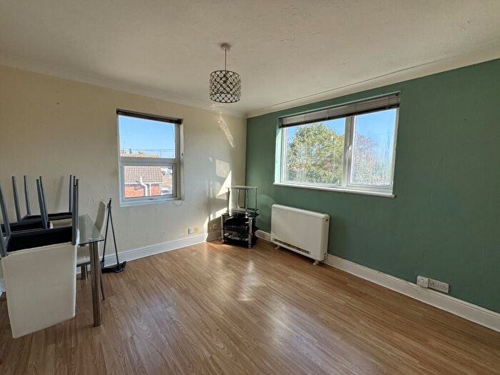 1 Bedroom Flat To Rent In Skelmersdale Road, Clacton-on-Sea, CO15