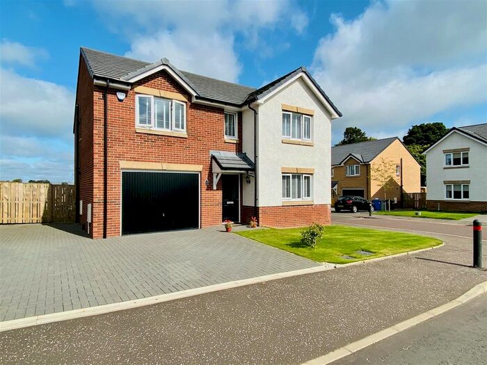 Houses for sale in Strathaven, ML10, South Lanarkshire