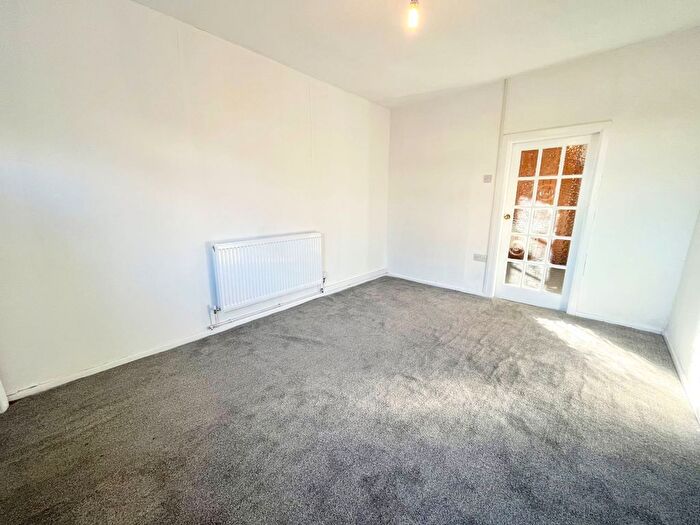 3 Bedroom Terraced House For Sale In High Street, Quarry Bank, Brierley Hill., DY5