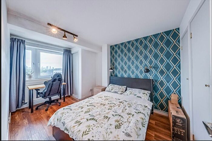 Studio To Rent In Southern Grove, London, E3