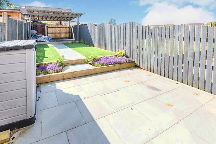 2 Bedroom Terraced House To Rent In Averon Rise, Oldham, Greater Manchester, OL1