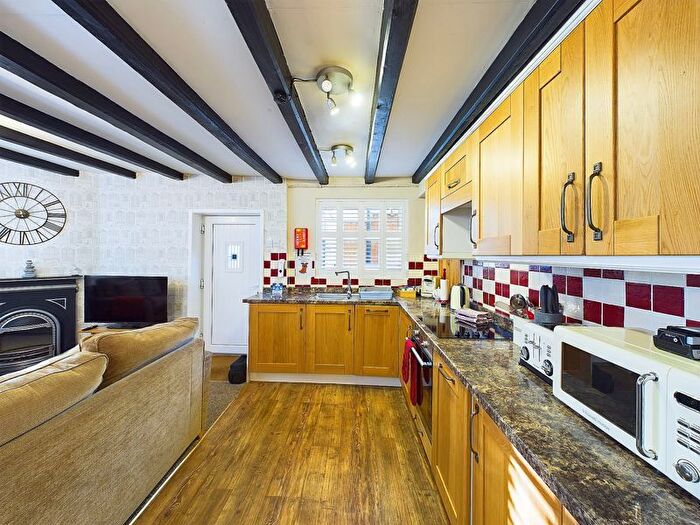 3 Bedroom Cottage For Sale In Brunswick Street, Whitby, YO21