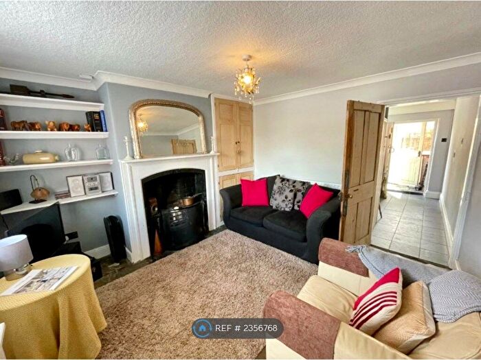 2 Bedroom Terraced House To Rent In Mulberry Street, Stratford Upon Avon, CV37