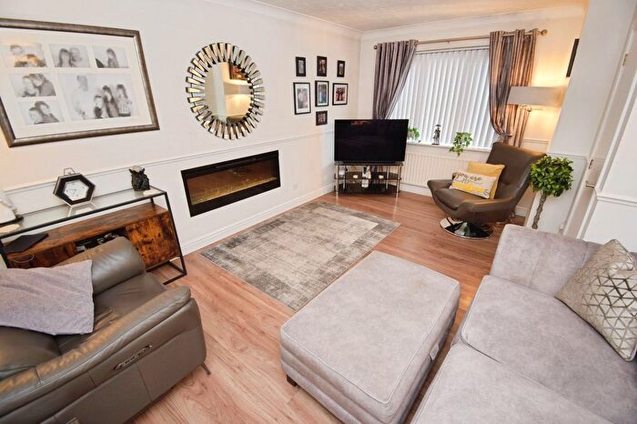 4 Bedroom Detached House For Sale In Upperfield Way, Morrisons Estate, Binley, Coventry, CV3