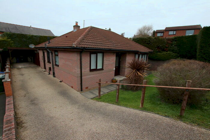 3 Bedroom Detached Bungalow To Rent In Butterton Close, Mapplewell, Barnsley, S75