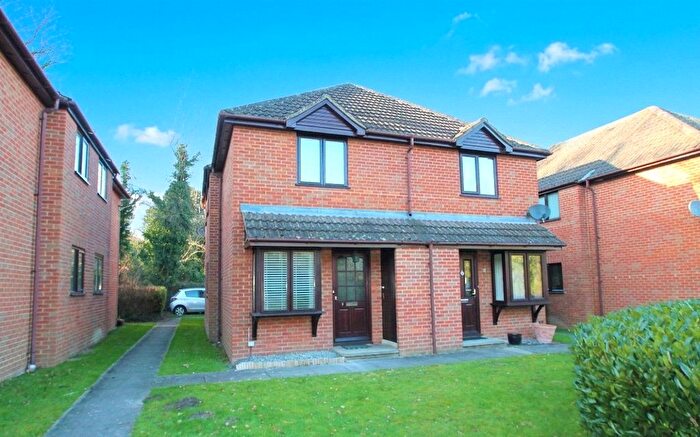 1 Bedroom Semi-Detached House For Sale In Oak View, Wokingham, Berkshire, RG40