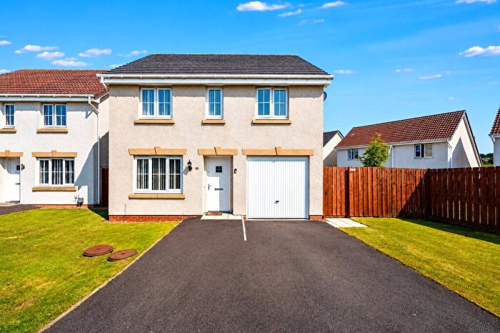 4 Bedroom Detached House For Sale In Kings Seat Place, Maddiston, Falkirk, Stirlingshire, FK2