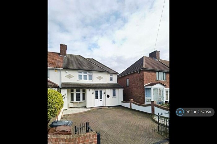 5 Bedroom End Of Terrace House To Rent In Halbutt Street, Dagenham, RM9
