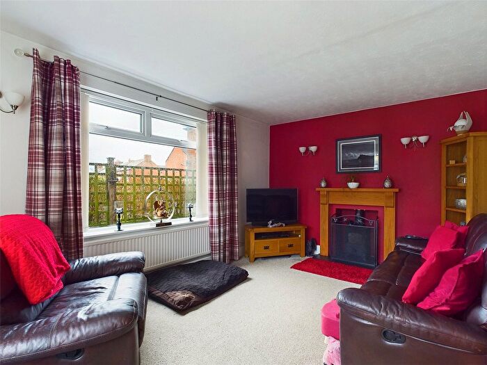 3 Bedroom Detached House For Sale In Bloomfield Road, Gloucester, Gloucestershire, GL1