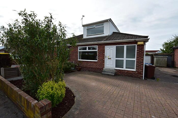3 Bedroom Semi-Detached Bungalow To Rent In Rydal Avenue, Freckleton, PR4