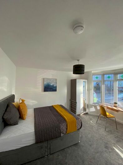 1 Bedroom Property To Rent In Desborough Avenue, High Wycombe, HP11