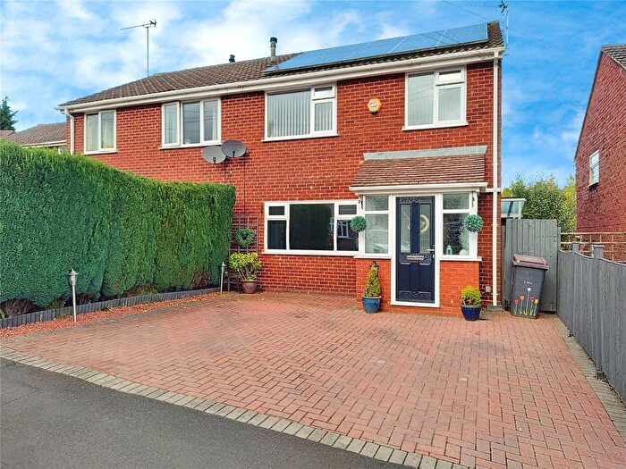3 Bedroom Semi Detached House For Sale In Oldcroft, Telford, Shropshire, TF2