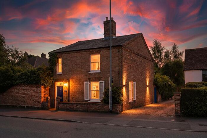 3 Bedroom Detached House For Sale In Huntingdon Road, Brampton, PE28