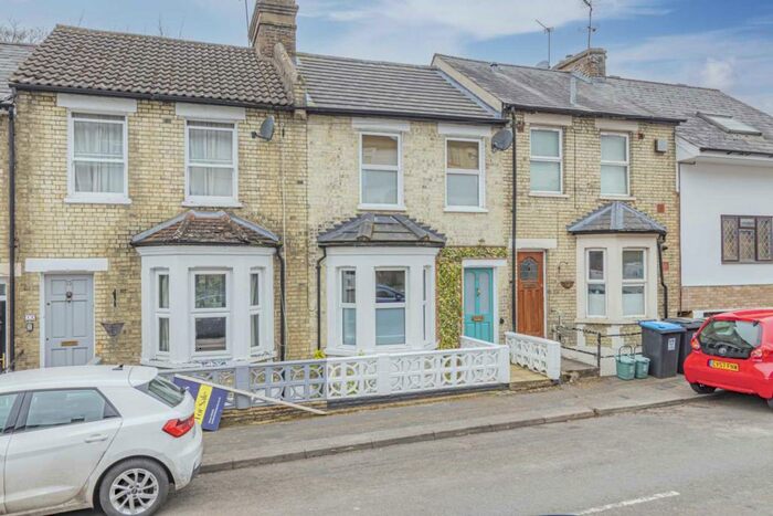 2 Bedroom Semi-Detached House To Rent In Sunnyhill Road, Hemel Hempstead, HP1