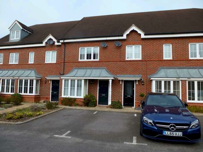 3 Bedroom House To Rent In Mayfield Mews, Sindlesham, RG41
