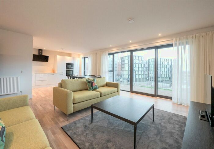 3 Bedroom Flat To Rent In Horne Terrace, Edinburgh, EH11