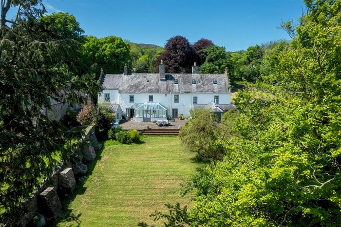 6 Bedroom Detached House For Sale In Mynydd Bodafon, Llanerchymedd, LL71