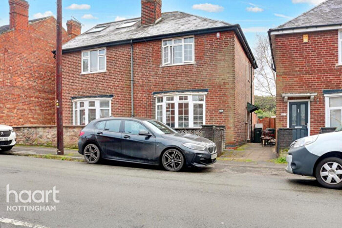 3 Bedroom Semi-Detached House To Rent In Edwin Street, Nottingham, NG5