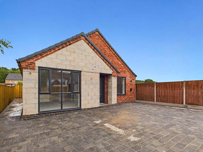 3 Bedroom Detached Bungalow For Sale In Wellow Road, Ollerton, NG22