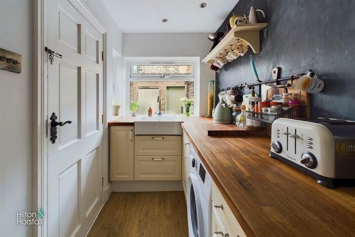 2 Bedroom End Of Terrace House For Sale In Cotton Tree Lane, Colne, BB8
